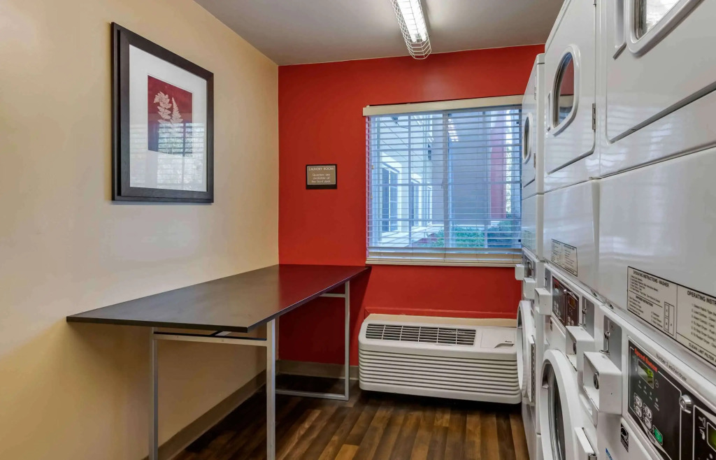 Extended Stay America Select Suites - Orlando - Lake Mary - 1040 Greenwood Blvd