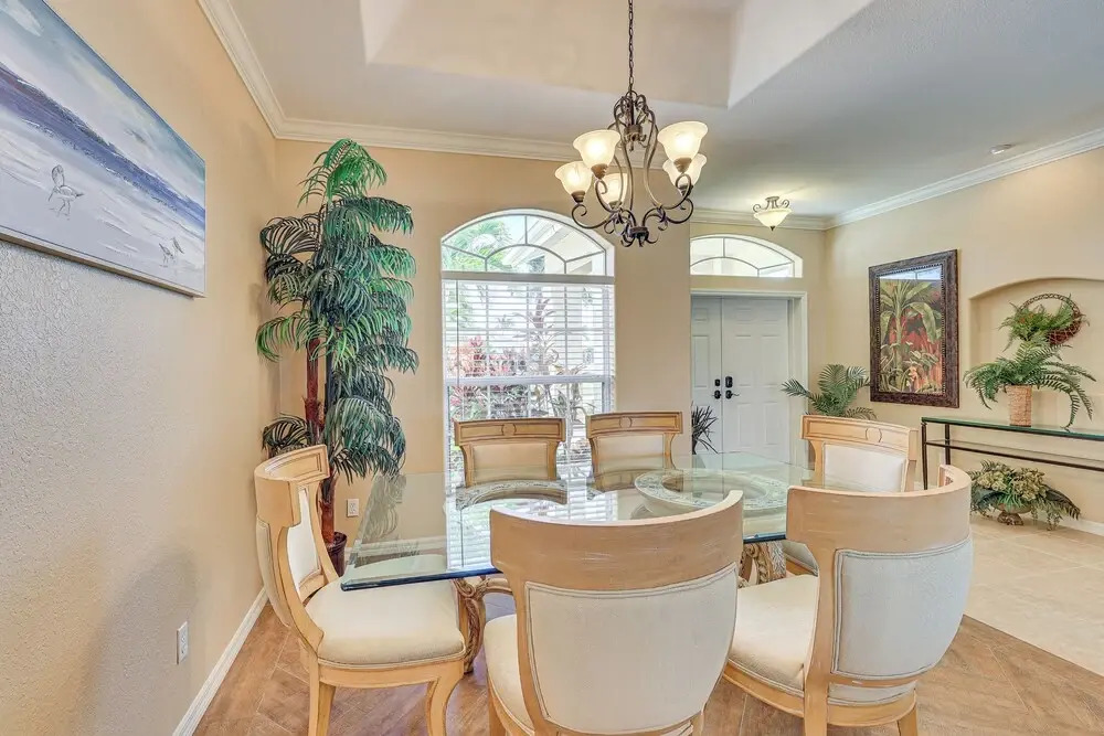 Family Fun! Spacious Home in Cape Coral