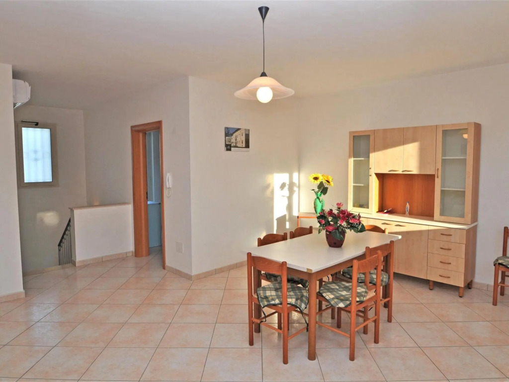 Cosy apartment in Racale with private terrace