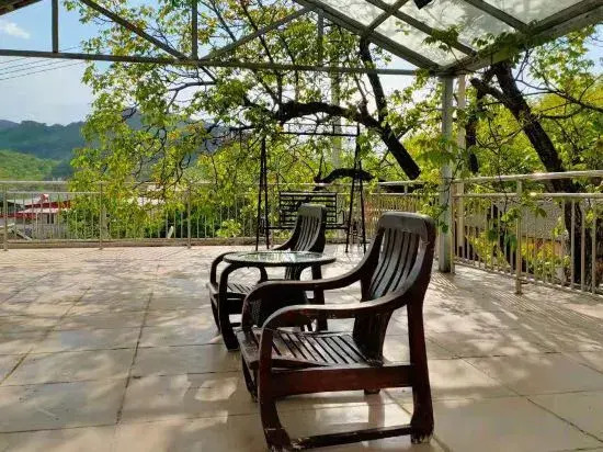 Alily Inn