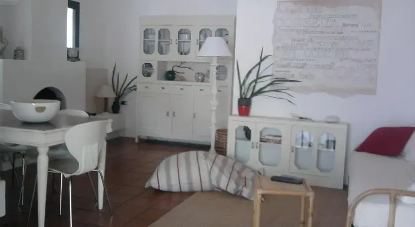 Geremeas Residence