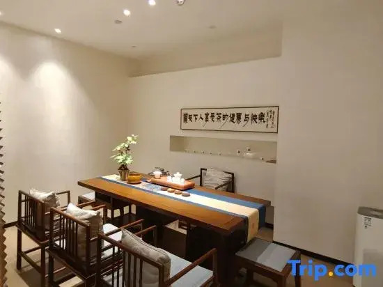 Laika Future Light Residence (Tangxia Metro Station, Guangzhou Financial City)