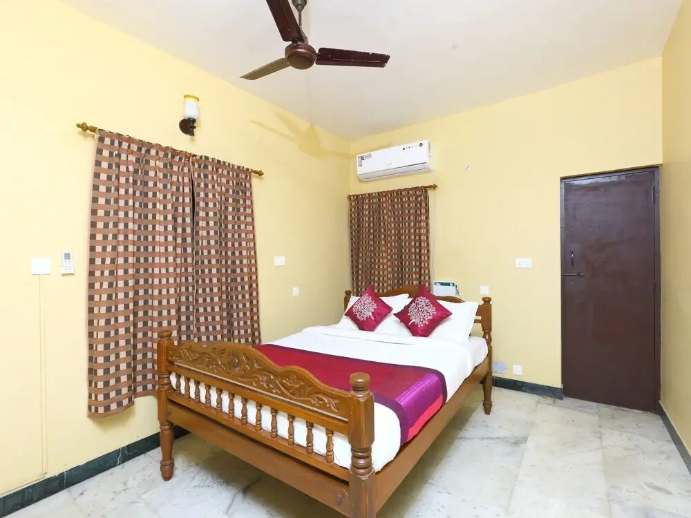 OYO 9833 Home 3BHK Reddiyarpalayam