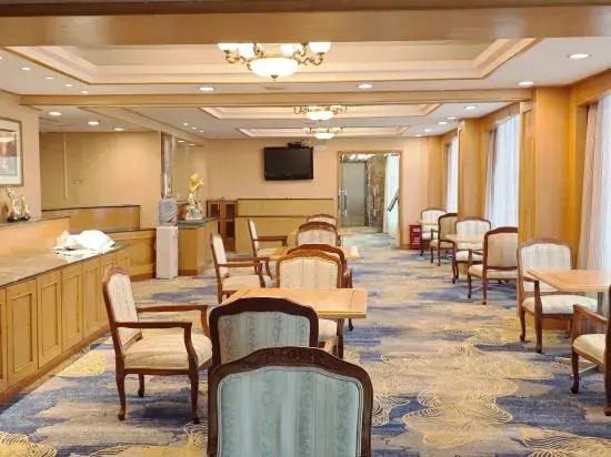 Gladden Hotel (Fenggang Town)