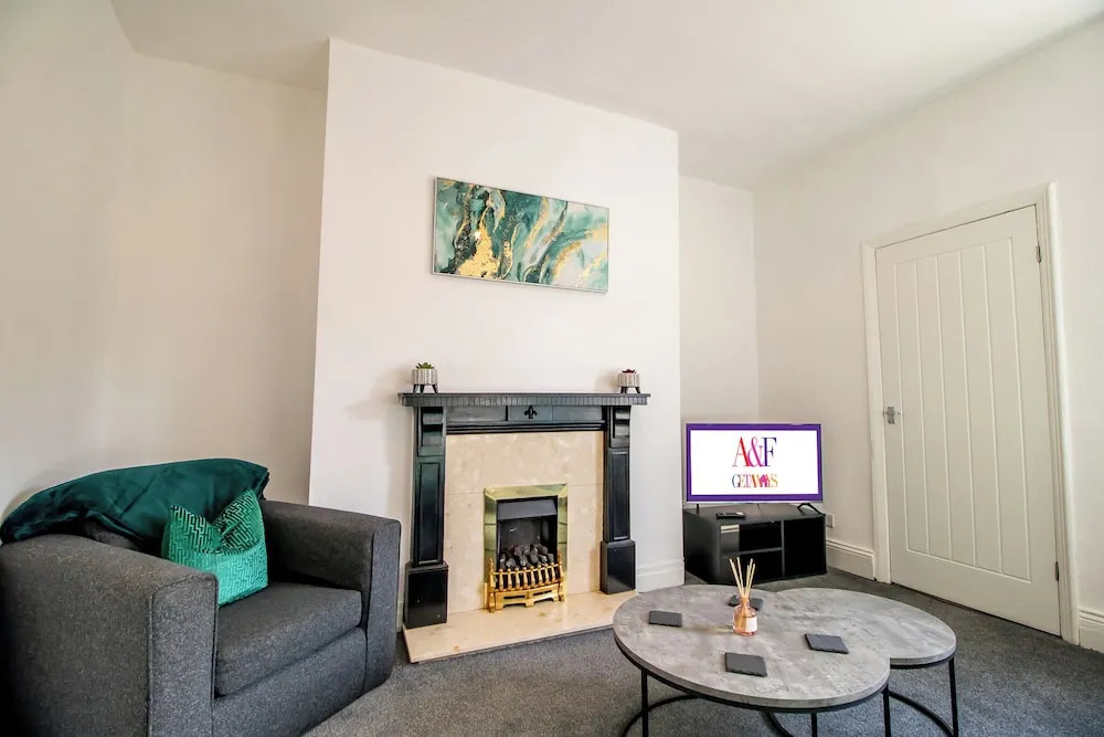 Stylish 3-bed Flat in South Shields
