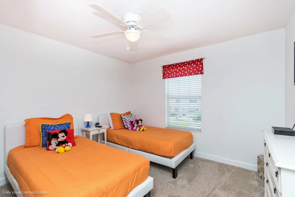 4707 Sleepy Hollow Drive