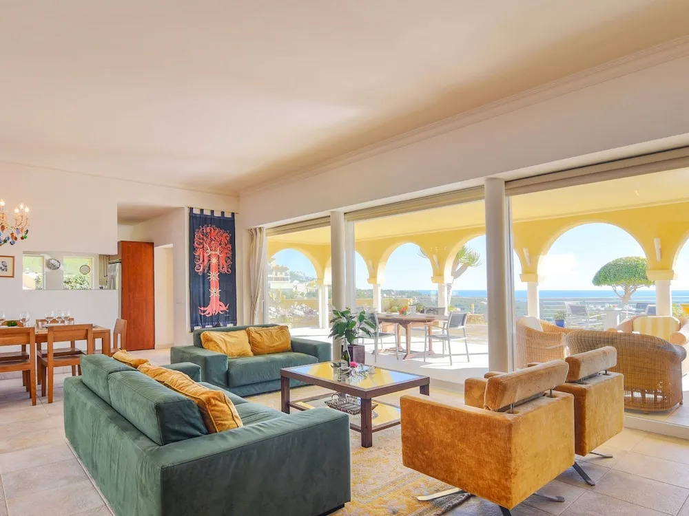 Splendid Villa in Artistic Village of Altea With Private Heated Pool