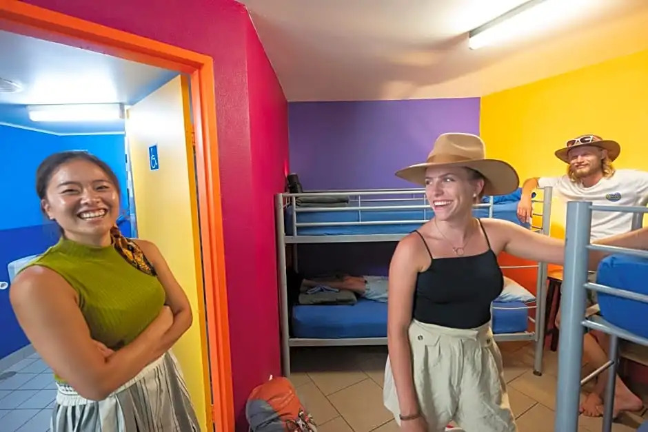Agnes Palms Motel