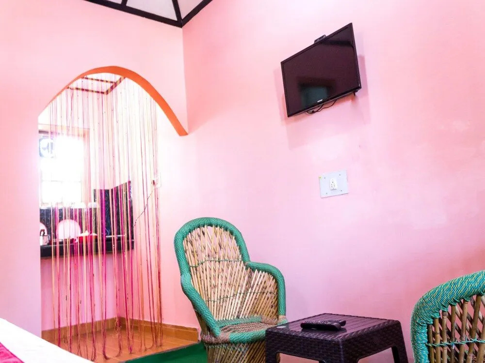 Oyo Home 13801 Cozy 3 Rk Hill View