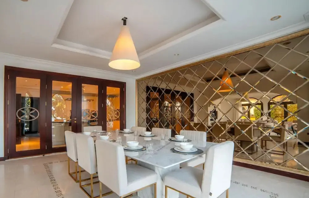 Luxury Private Pool Villa w Pvt Beach on Palm