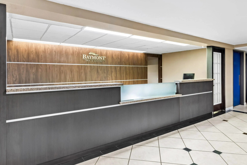 Baymont by Wyndham Port Arthur - Groves Area