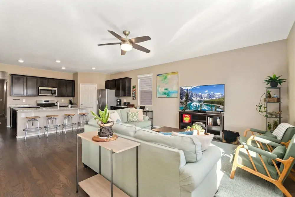 Windshire Retreat Pool, Garage & Pet-friendly