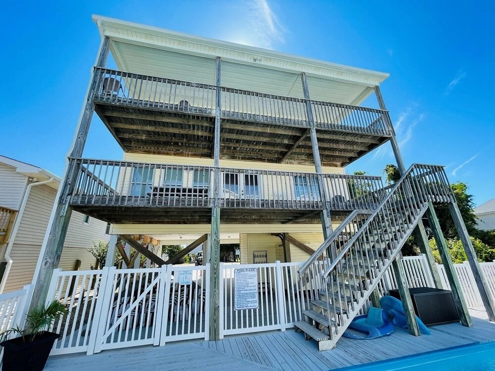 Carmels By The Sea 4 Bedroom Home by RedAwning