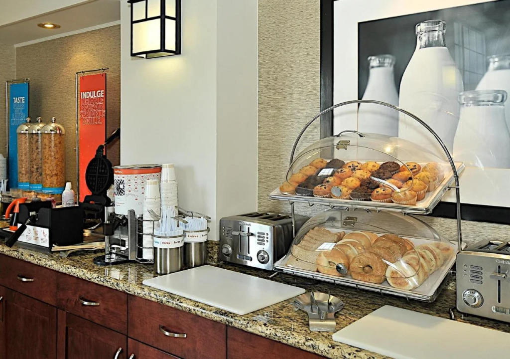 Hampton Inn & Suites by Hilton Calgary-Airport
