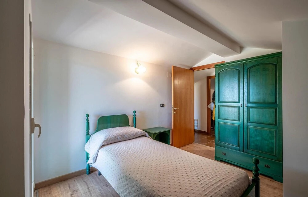 Amazing Home in Montenero di Bisaccia With 5 Bedrooms and Wifi