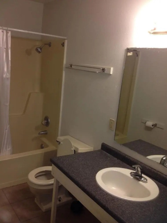 Rodeway Inn