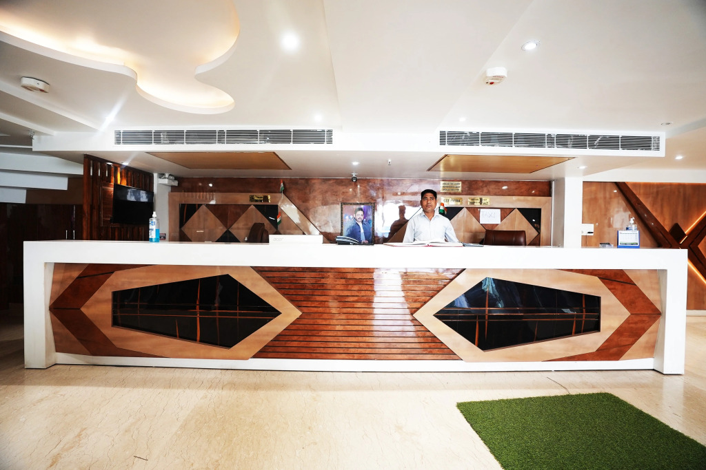 Hotel Aman Imperial Just a Minute Away From New Delhi Railway Station and Connaught place