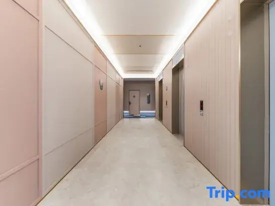 HanTing Hotel (Shenzhen Guanlan Huawei Jiulong Mountain)