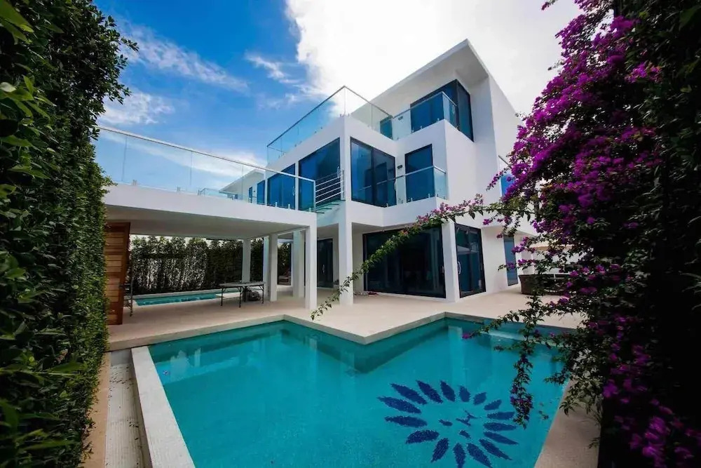 Private Pool Villa in Central Pattaya - Palmc1 & Palmc2