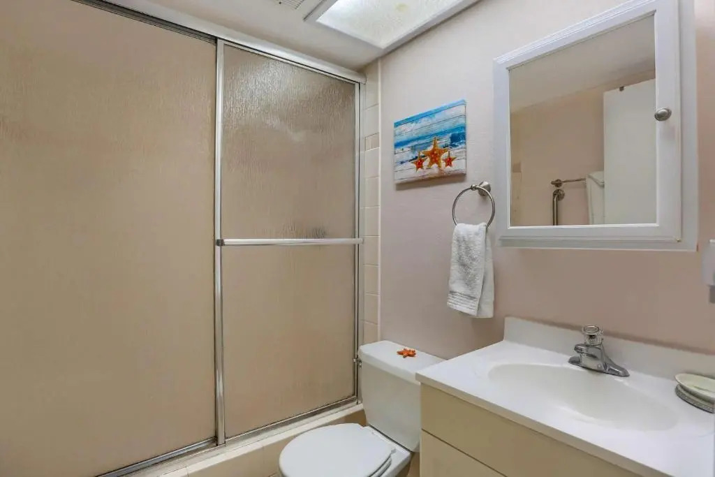 508 Bayshores Yacht & Tennis Club