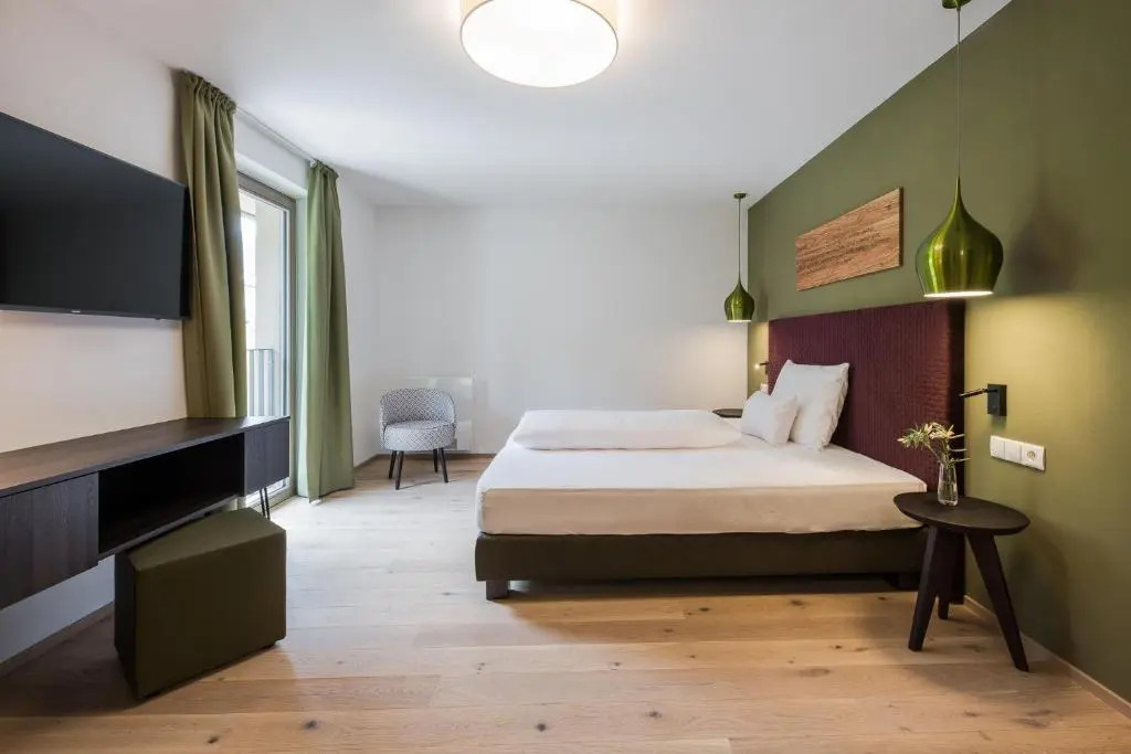 Oliven- & Genusshotel Hirzer
