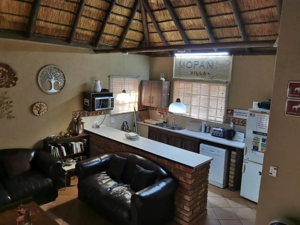 Mopani Villa