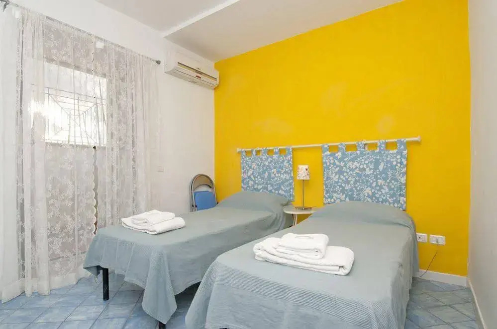 Le Grand Bleu - Gioia Apartments