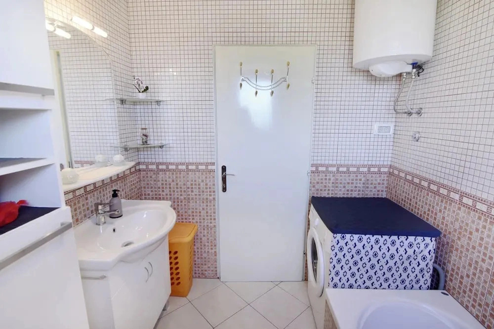 Comfortable Stay Near Umag Center