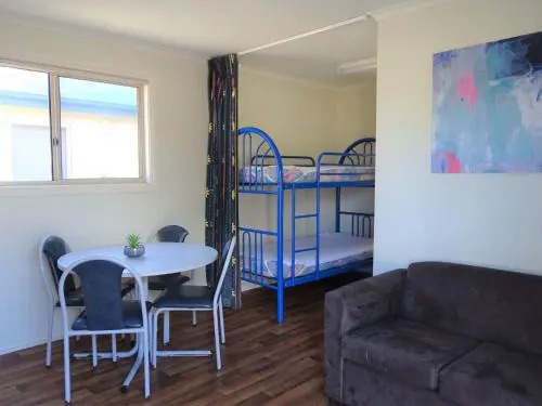 Costello Hotels - Moonta Bay Cabins