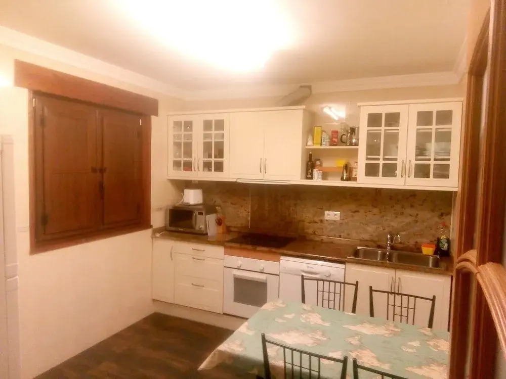 House With 4 Bedrooms in Rivero, With Enclosed Garden Near the Beach