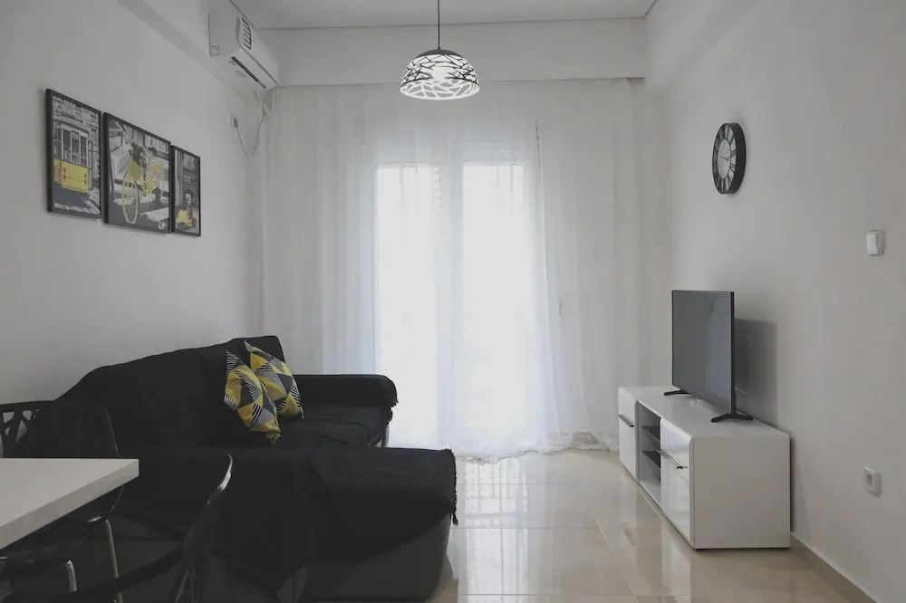 Apartment with One Bedroom in Athina, with Balcony And Wifi - 8 Km From the Beach