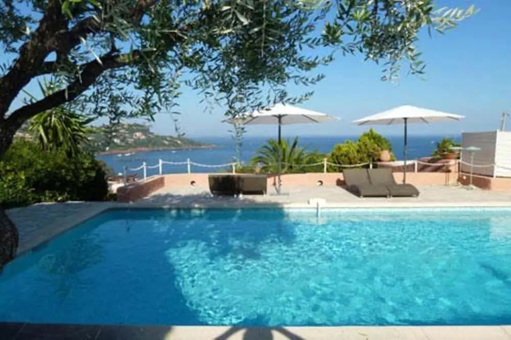 Villa With 4 Bedrooms in Saint-raphaël, With Wonderful sea View, Priva