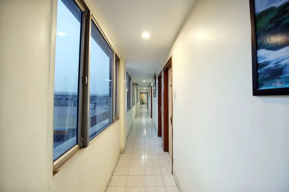 OYO 7445 Hotel Amritsar Residency