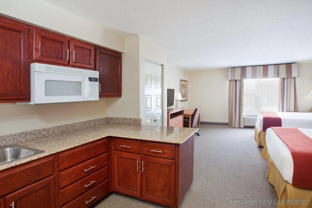 Holiday Inn Express & Suites Charlotte-Concord-I-85 by IHG