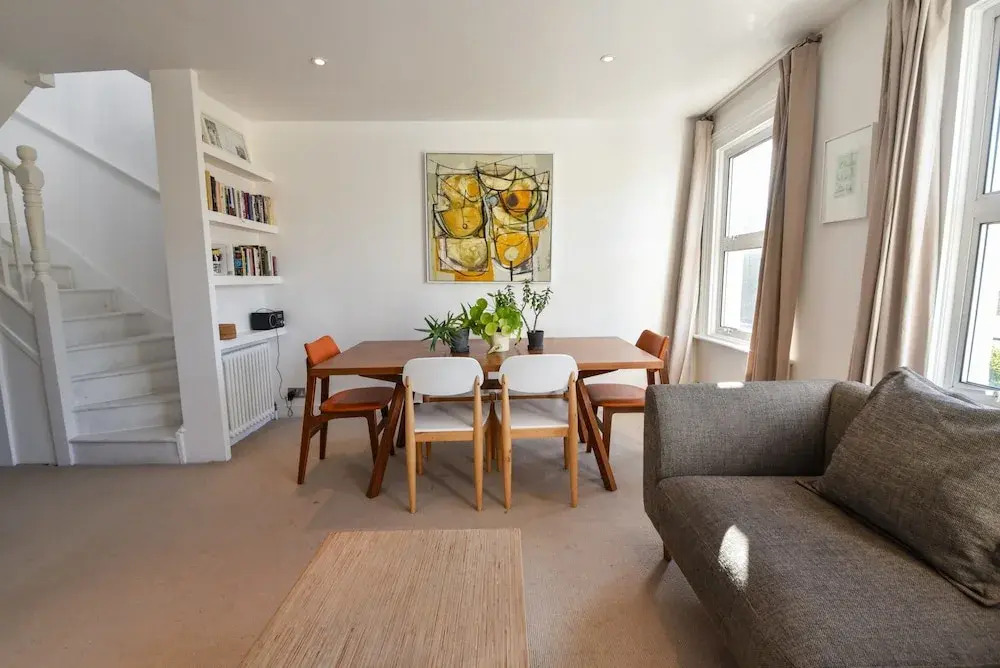 2 Bedroom Apartment in Vauxhall