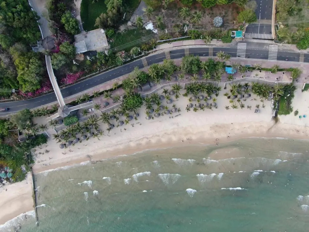 Amazing modern Studio Apartment with full furnishing & private beach