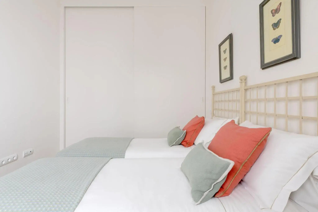 Plaza Nueva 2 Bedrooms & 2 Bathrooms