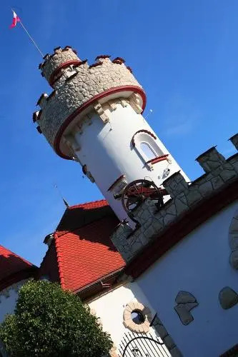 Zamek Pod Brzozami, Wynajem Pokoi