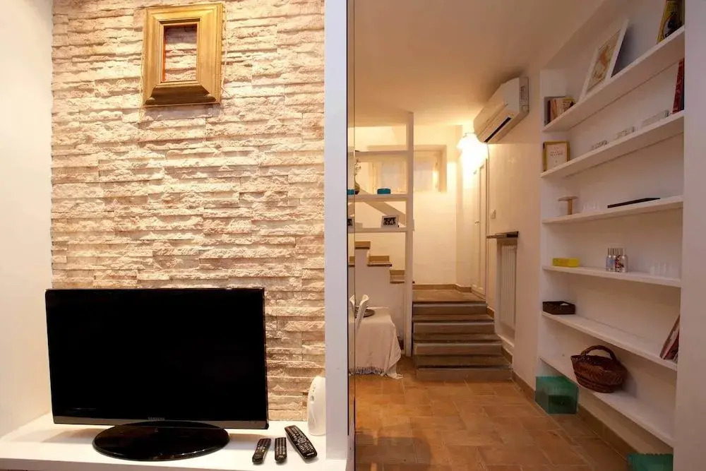 Colosseum Secret Apartment