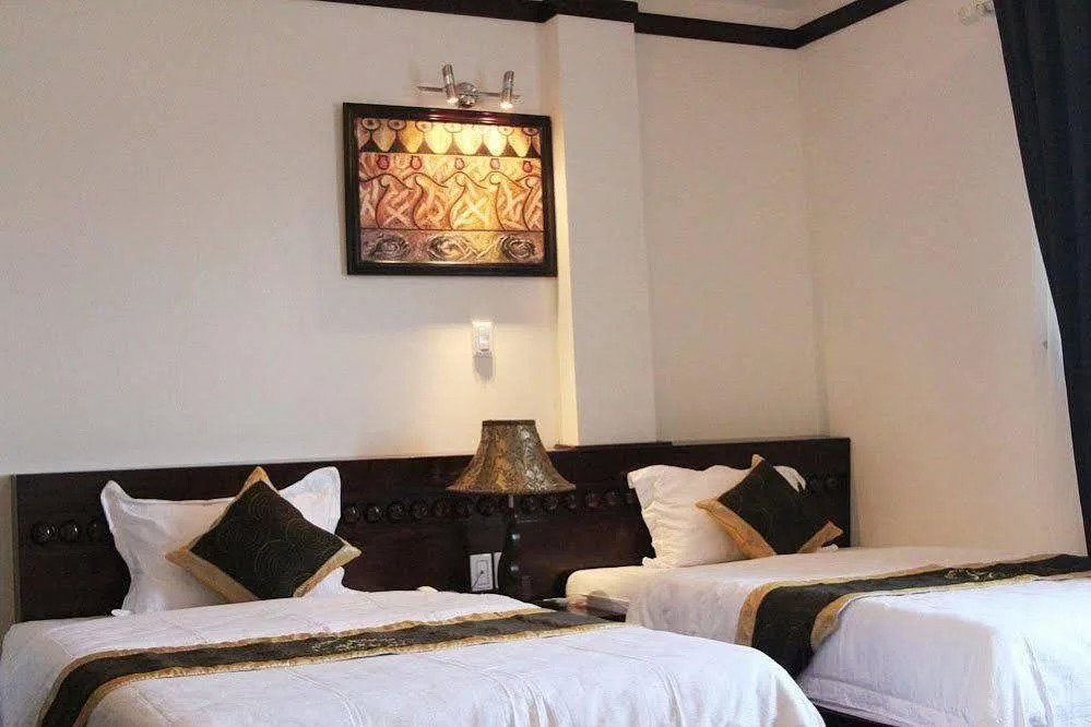 Cham Hotel