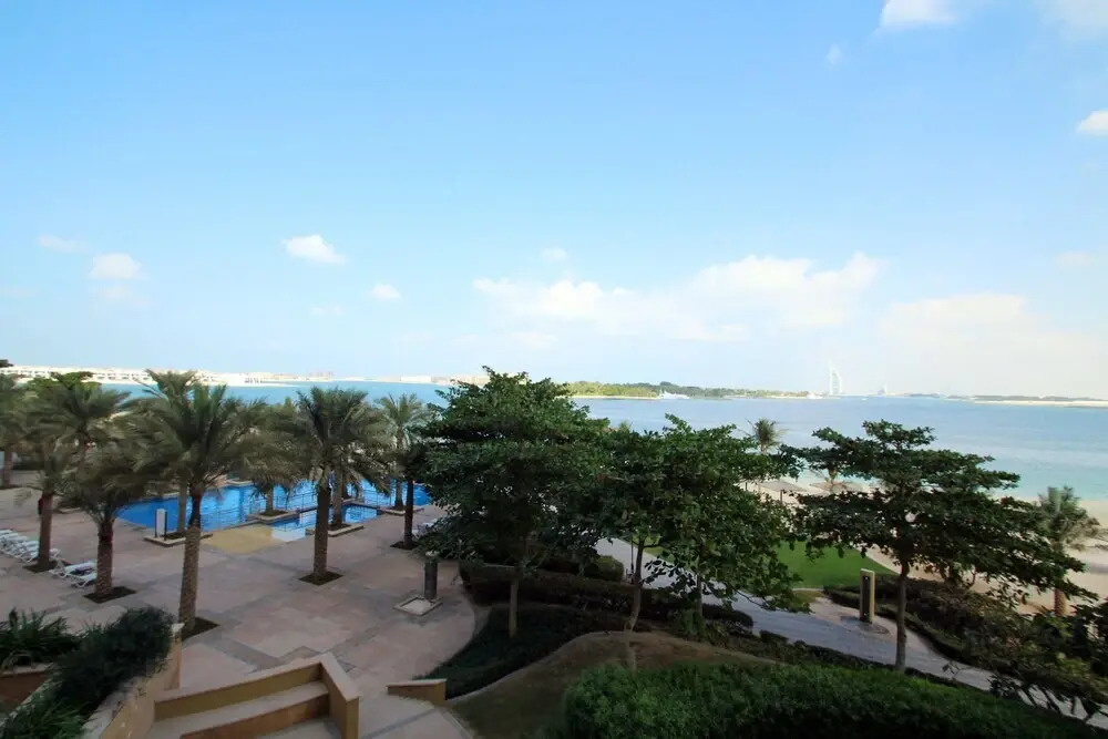 Al Basri by Kennedy Towers
