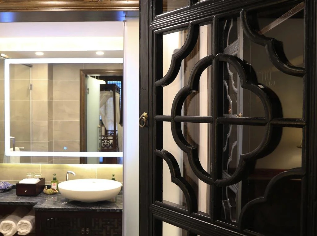 Huilaotang Biz Club