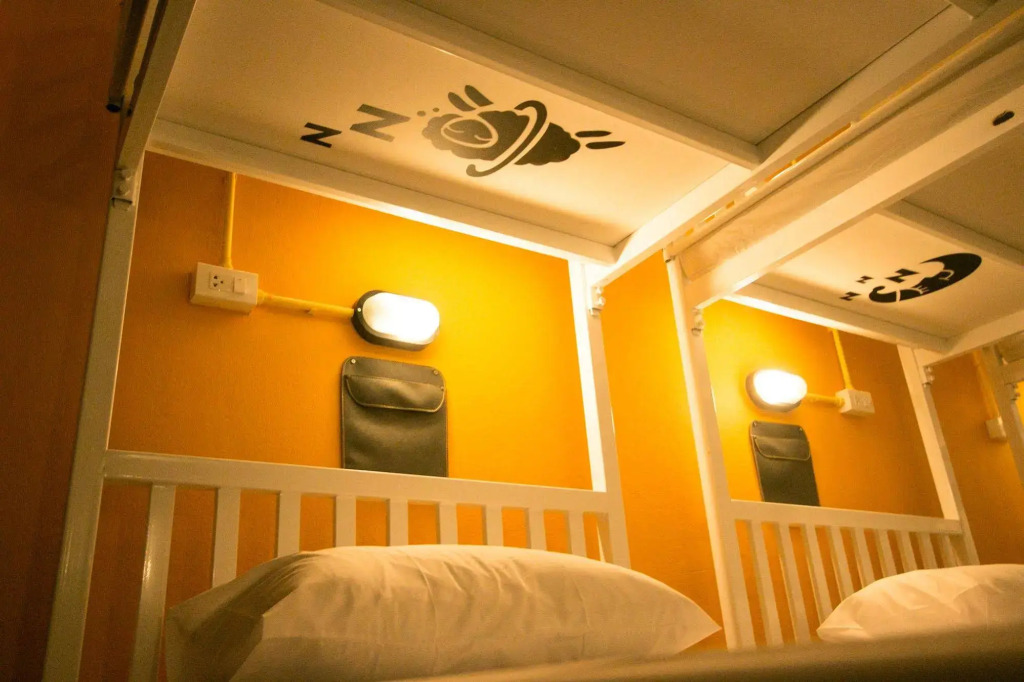 Backpack House Hostel