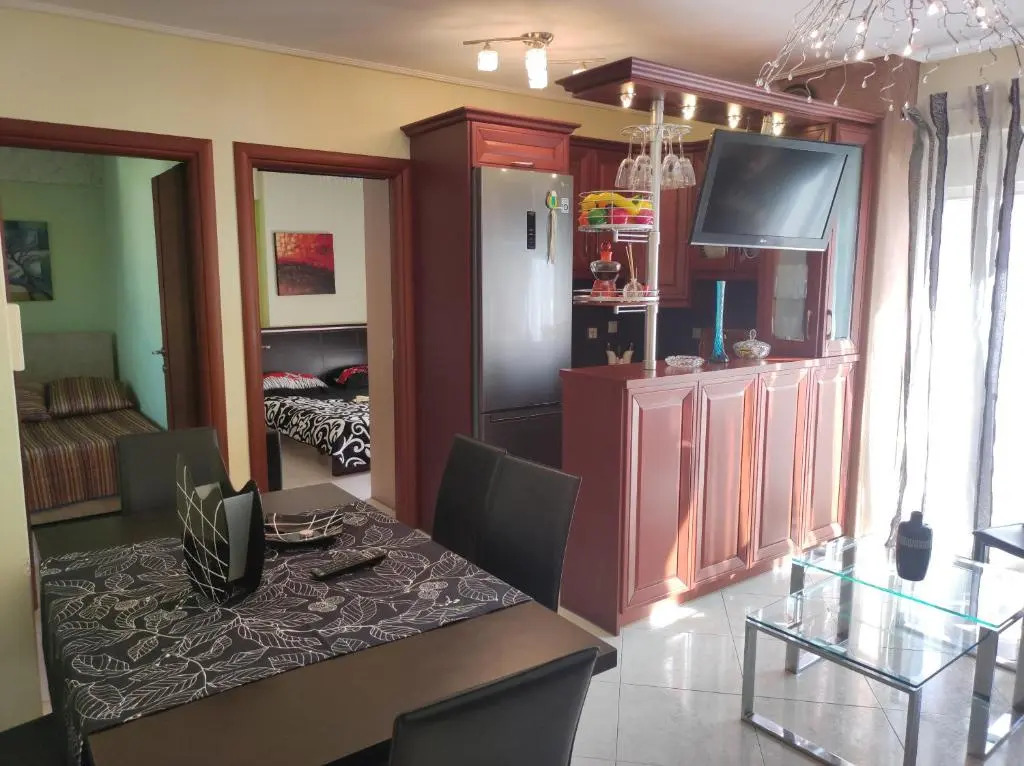 Διαμέρισμα για 4 με θέα θάλασσα σε ήσυχη γειτονιά