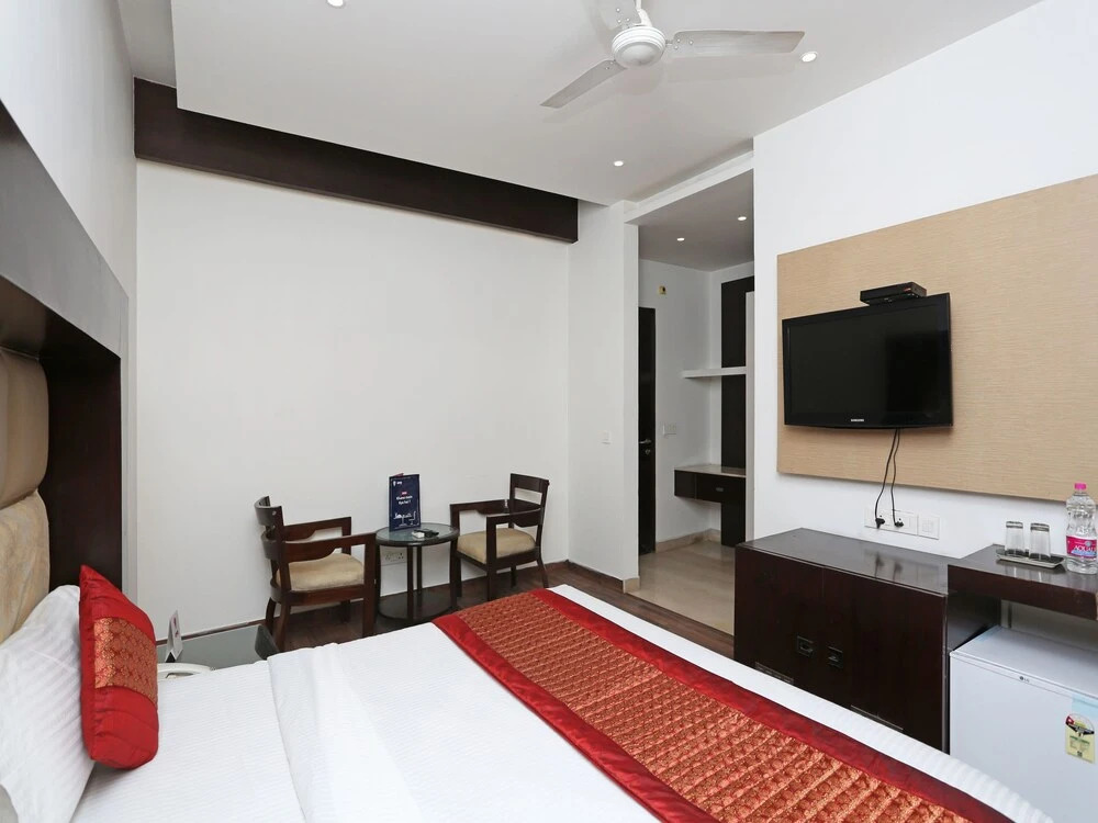 OYO 8898 City Hotels