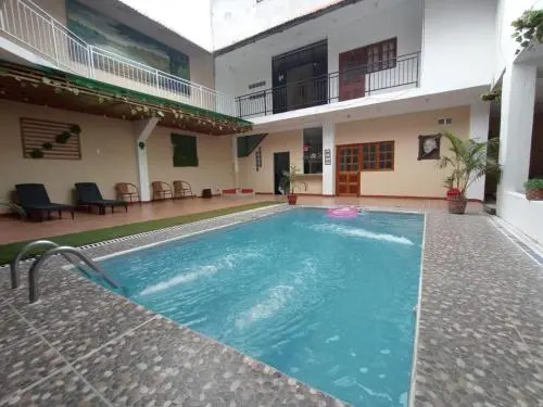 IGUANA HAUS IQUITOS