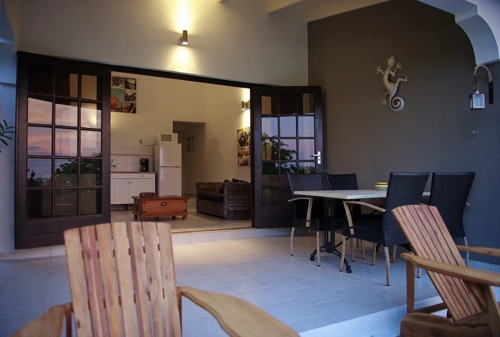 Bantopa Apartments