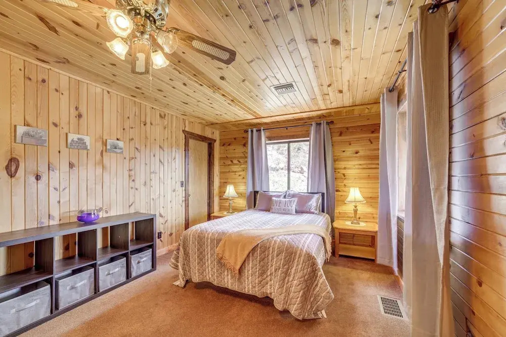 Mtn & Golf Course Views: Payson Retreat!