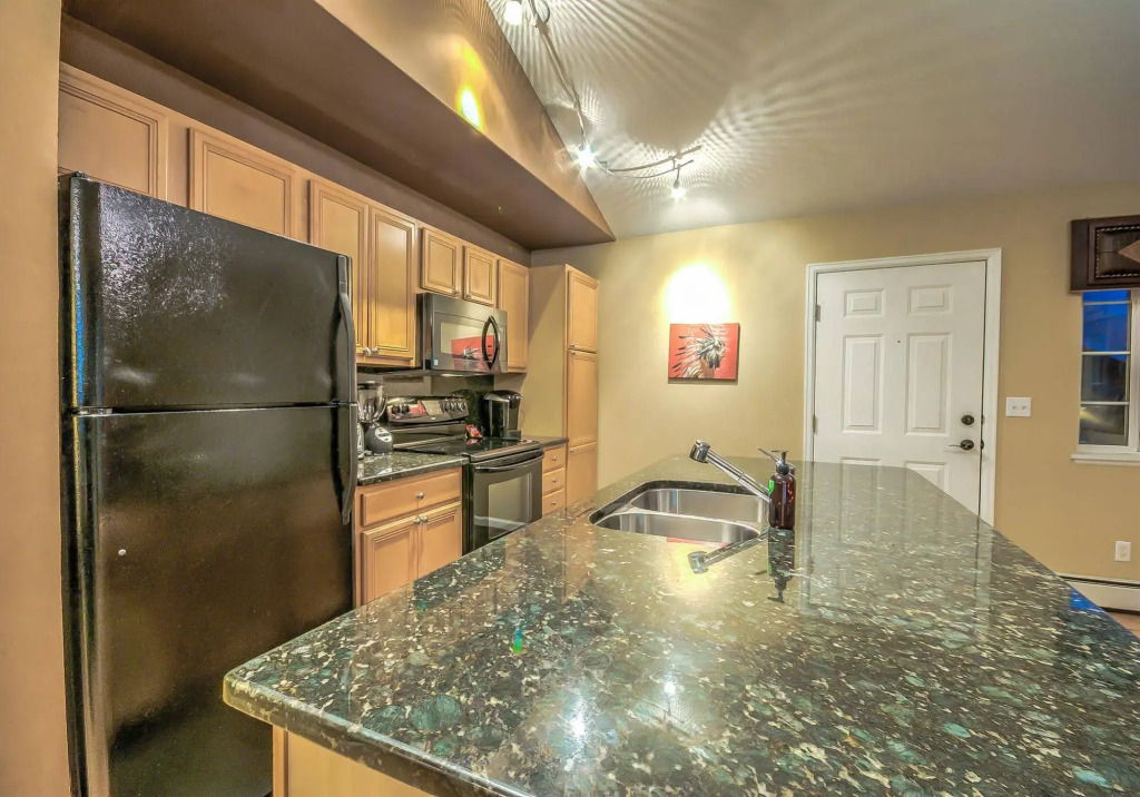 The Villas At Walton Creek by Retreatia