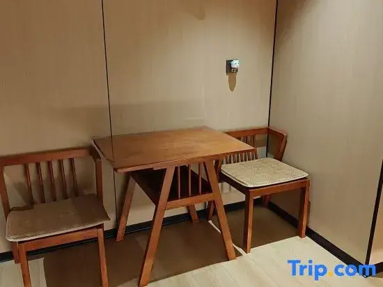 Hurongju Homestay (Jianshui Xiaogui Lake)